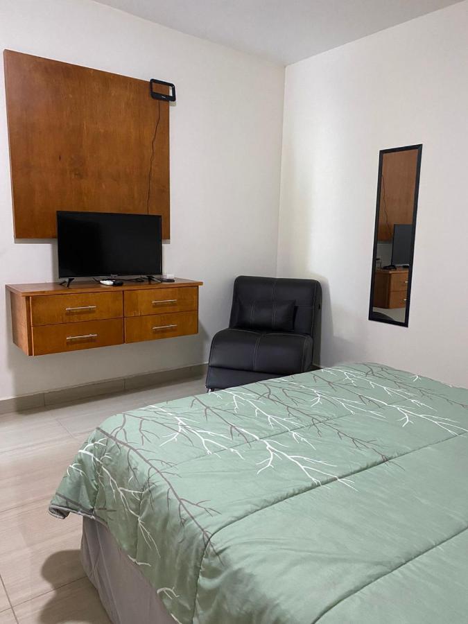 Cmg Suites Ciudad Acuña Eksteriør billede