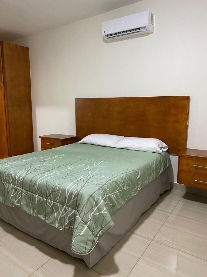 Cmg Suites Ciudad Acuña Eksteriør billede